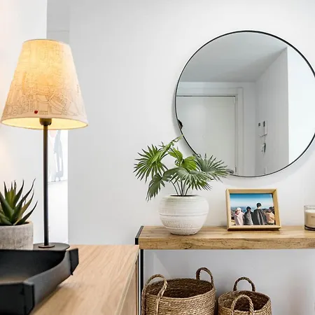 Rib2a- Relaxed & Modern Flat In * Benahavis