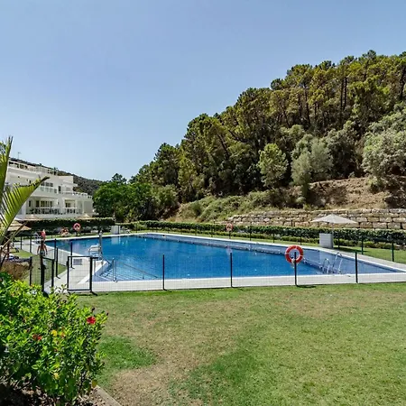 Rib2a- Relaxed & Modern Flat In * Benahavis