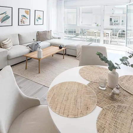 Rib2a- Relaxed & Modern Flat In Benahavis